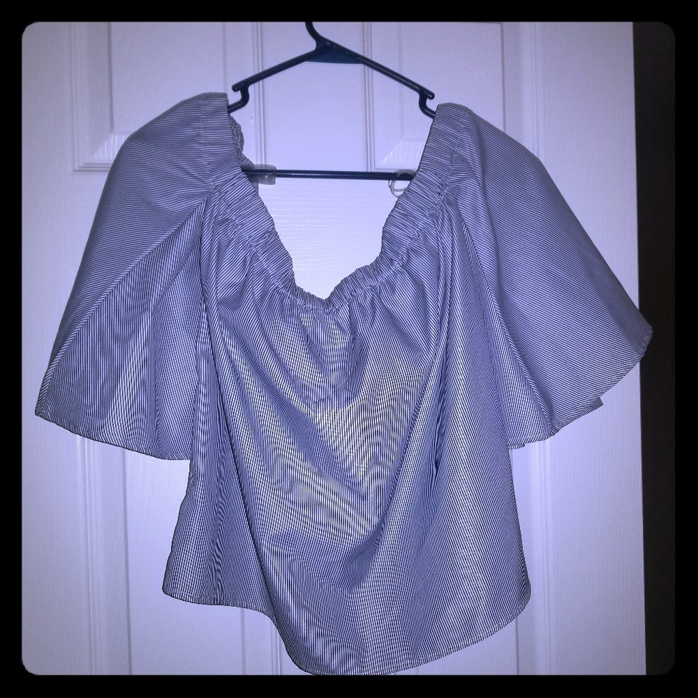 Off the shoulder dress shirt